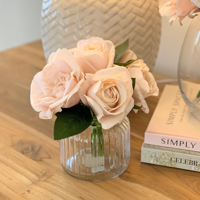 Perfect Rose Arrangement in Vase - Soft Pink